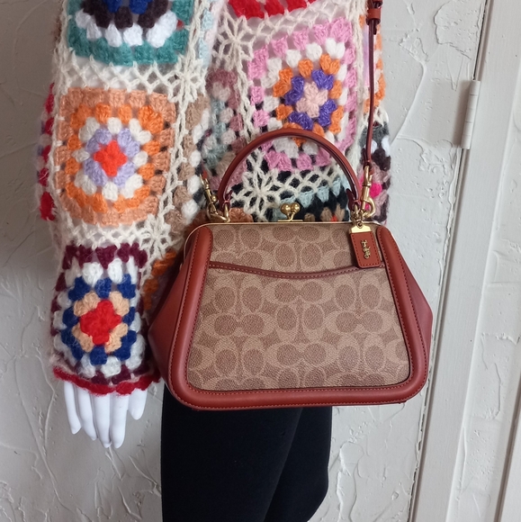 Coach Frame Bag 23 In Signature Canvas - Picture 14 of 15